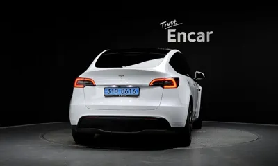 Tesla Model Y 2024, 37091 км, за 27870.02 USD