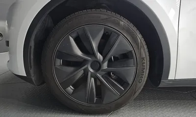 Tesla Model Y 2024, 37091 км, за 27870.02 USD