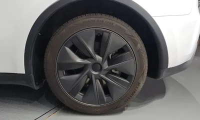 Tesla Model Y 2024, 37091 км, за 27870.02 USD - фото 21