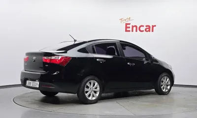 Kia Pride 2013, 192774 км, за 1755.18 USD