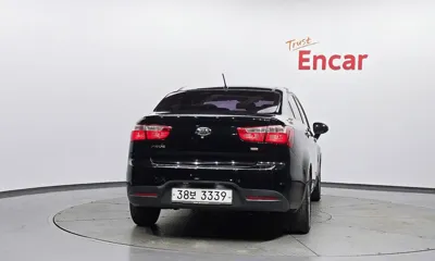 Kia Pride 2013, 192774 км, за 1755.18 USD