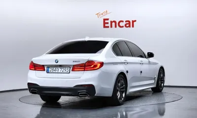 BMW 5-Series 2020, 101959 км, за 17907.14 USD