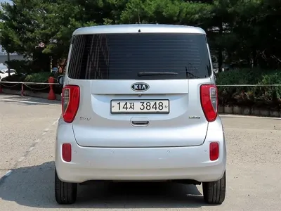 Kia Ray 2013, 146597 км, за 3610.35 USD