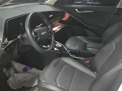 Kia Niro 2022, 171026 км, за 12093.43 USD