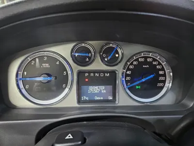 Cadillac Escalade 2009, 173301 км, за 8205.33 USD - фото 8