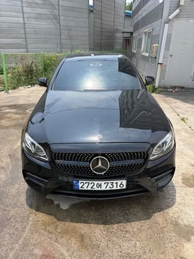 Mercedes-Benz E-Class · 2019 год