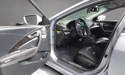 Hyundai Grandeur 2015, 114748 км, за 4560.26 USD - фото 10