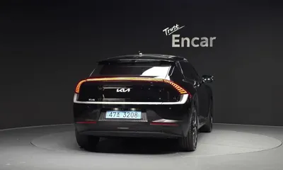 Kia EV6 2022, 32603 км, за 20087.1 USD