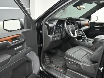 GMC Sierra 2023, 27184 км, за 43879.59 USD - фото 11