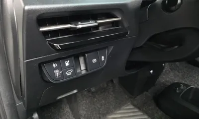 Kia EV6 2022, 50188 км, за 19218.25 USD - фото 29