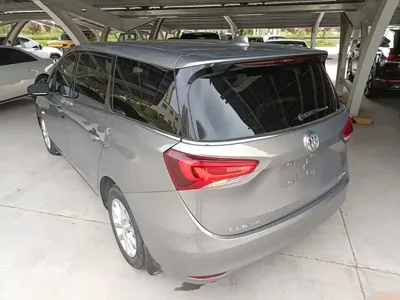 Buick GL6 2018, 30299 км, за 6241.75 USD