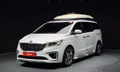 Kia Canival · 2019 год