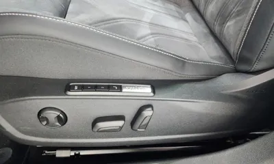 Volkswagen Golf 2025, 8711 км, за 23337.44 USD - фото 31