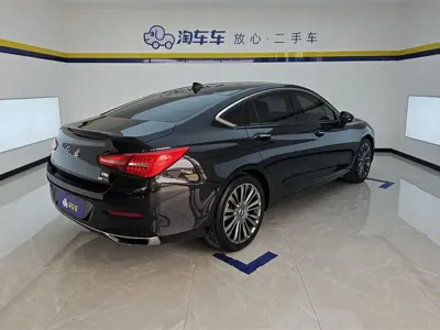 Hongqi Hongqi H5 2021, 15300 км, за 8799.12 USD