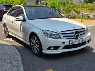 Mercedes-Benz C-Class 2010, 175232 км, за 2409.32 USD