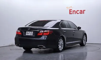 Lexus LS 2011, 274776 км, за 4891.6 USD