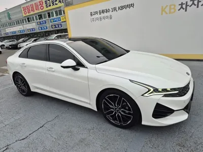 Kia K5 2020, 59718 км, за 13916.24 USD