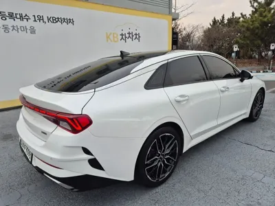 Kia K5 2020, 59718 км, за 13916.24 USD - фото 6