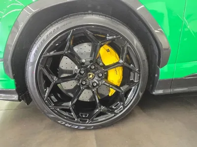 Lamborghini Urus 2025, 4100 км, за 266757.98 USD - фото 7