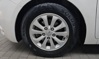 Kia K3 2015, 104517 км, за 3581.43 USD