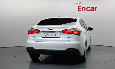 Kia K3 2013, 88467 км, за 3835.4 USD