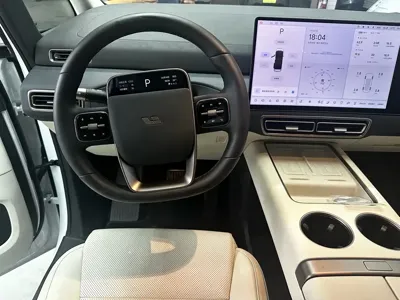 Li Auto Li MEGA 2025, 5000 км, за 69663.55 USD - фото 8
