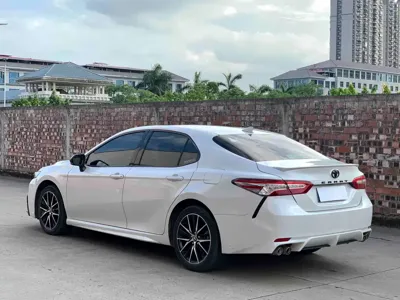 Toyota Camry 2022, 73000 км, за 15563.47 USD