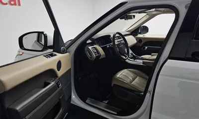 Land Rover Range Rover Sport 2019, 26510 км, за 36103.45 USD - фото 10