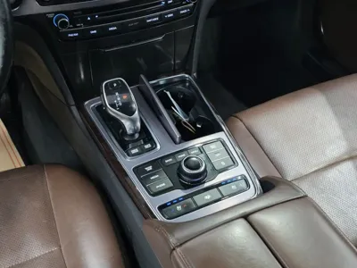 Hyundai Equus 2015, 170302 км, за 5185.77 USD - фото 10