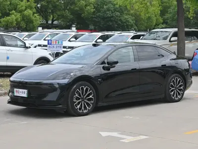 Zeekr 007 · 2024 год
