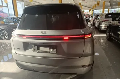 Li Auto L9 2022, 8400 км, за 44269 USD