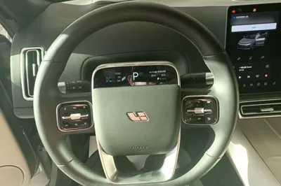 Li Auto L9 2022, 8400 км, за 44269 USD - фото 18