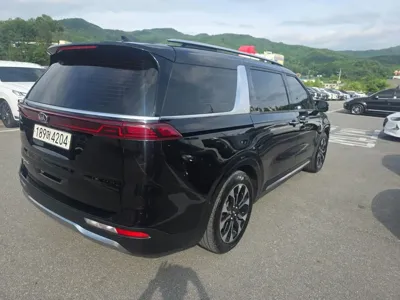 Kia Canival 2021, 78000 км, за 16895.27 USD