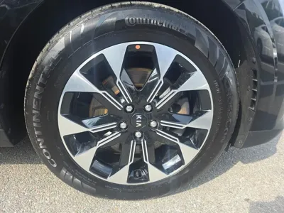 Kia Canival 2021, 78000 км, за 16895.27 USD