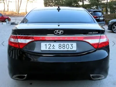 Hyundai Grandeur 2012, 173691 км, за 2888.28 USD