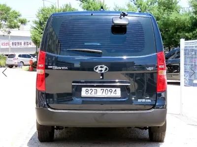 Hyundai Starex 2020, 168849 км, за 7799.9 USD