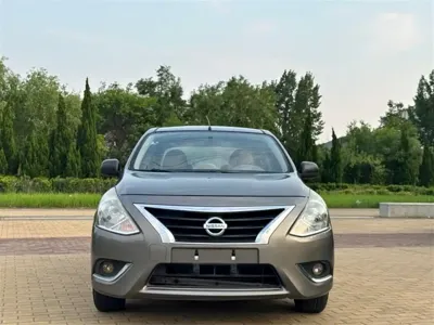 Nissan Sunny 2015, 110000 км, за 2060 USD