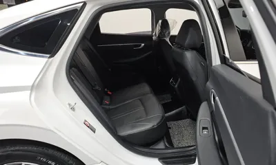 Hyundai Sonata 2022, 76794 км, за 9386.9 USD - фото 12