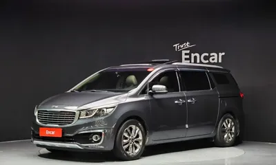 Kia Canival · 2015 год