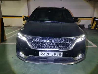 Kia Canival · 2021 год
