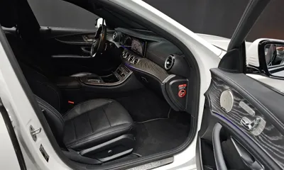 Mercedes-Benz E-Class 2022, 46119 км, за 31241.79 USD - фото 10