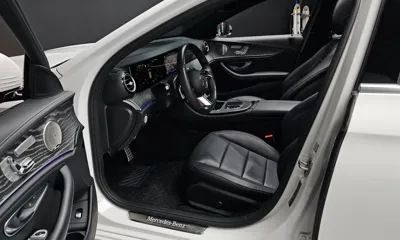 Mercedes-Benz E-Class 2022, 46119 км, за 31241.79 USD - фото 11
