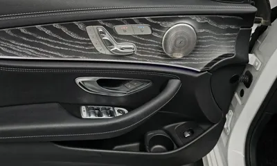 Mercedes-Benz E-Class 2022, 46119 км, за 31241.79 USD - фото 17