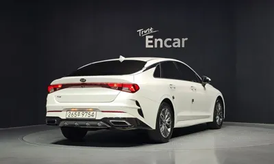 Kia K5 2021, 66795 км, за 15858.02 USD
