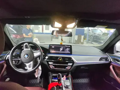 BMW 5 Series 2021, 31000 км, за 33466.41 USD