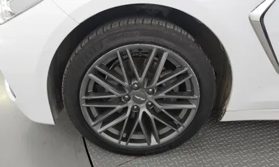 Genesis G70 2018, 120176 км, за 8787.58 USD