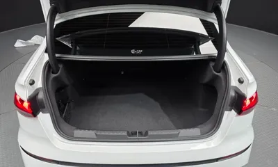 Audi A3 2025, 2571 км, за 19764.69 USD - фото 20