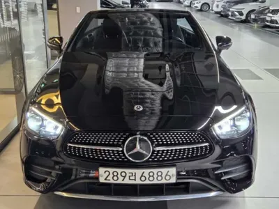 Mercedes-Benz E-Class 2021, 81000 км, за 31180.26 USD
