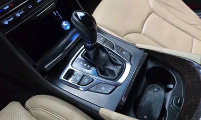 Hyundai Grandeur 2016, 49542 км, за 6236.05 USD - фото 9
