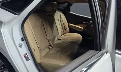 Hyundai Grandeur 2016, 49542 км, за 6236.05 USD - фото 26